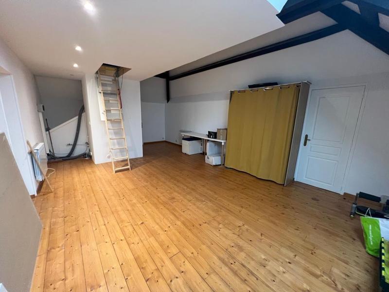 Maison - 192 m² - 4 pièces