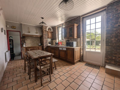 Maison - 255 m² - 8 pièces