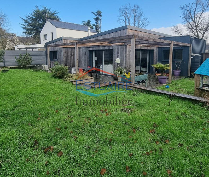 Maison - 90 m² - 5 pièces