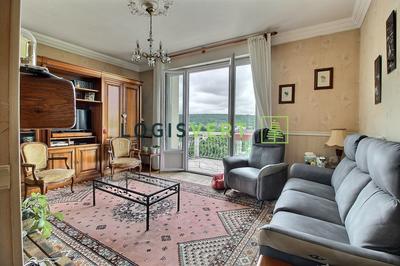 Maison - 159 m² - 7 pièces