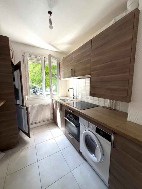 Appartement - 64 m² - 4 pièces