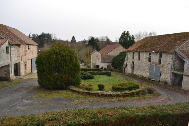 Maison - 186 m² - 16 pièces