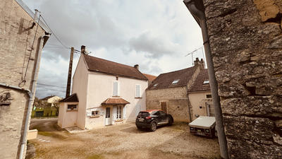 Maison de village - 123 m² - 5 pièces
