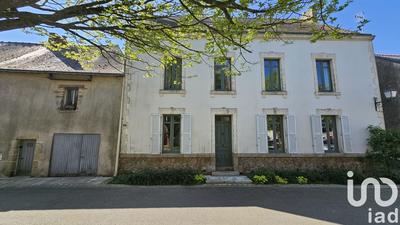 Maison de ville - 160 m² - 9 pièces