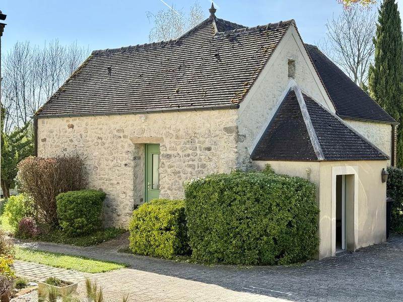 Propriété - 318 m² - 7 pièces