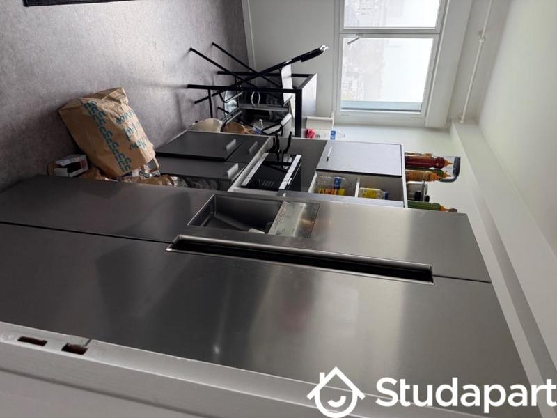 Chambre - 50 m² - 1 pièce