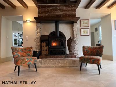 Propriété - 250 m² - 8 pièces