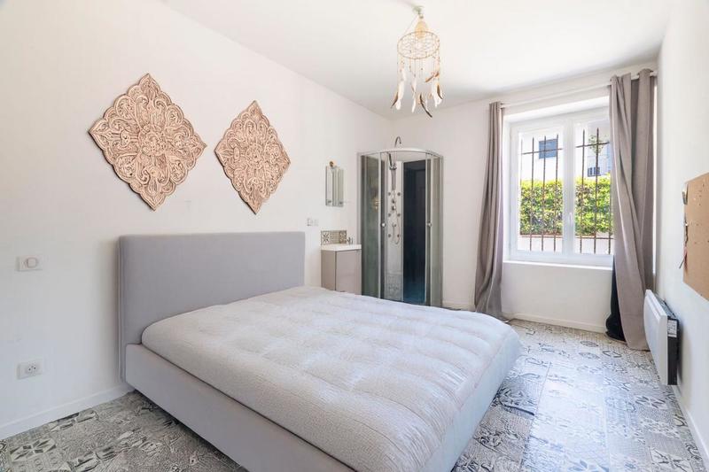 Maison - 186 m² - 5 pièces