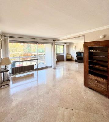 Appartement - 131 m² - 5 pièces