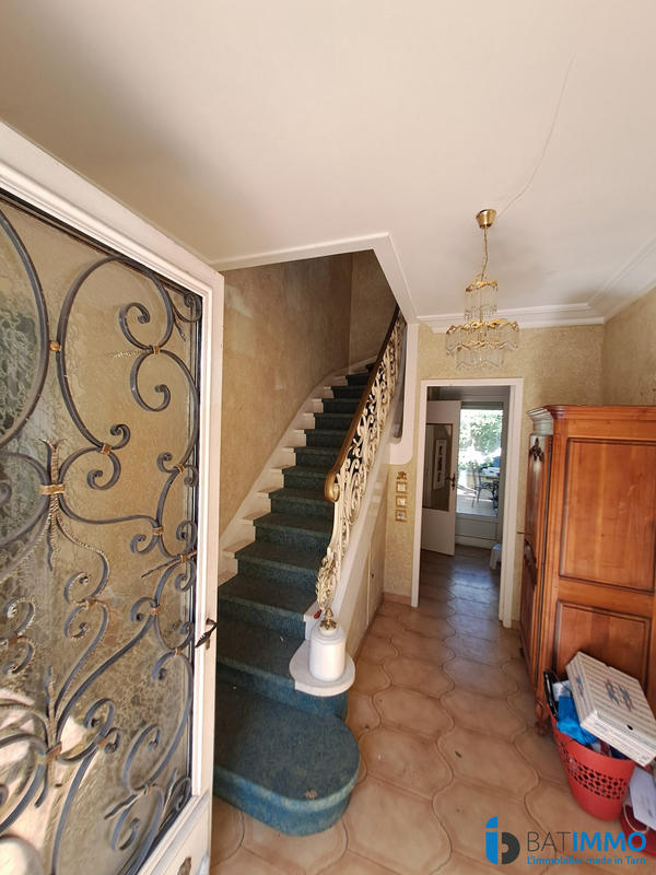 Maison - 200 m² - 10 pièces