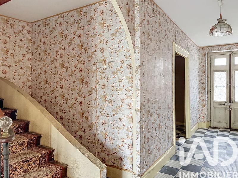 Maison de village - 240 m² - 17 pièces