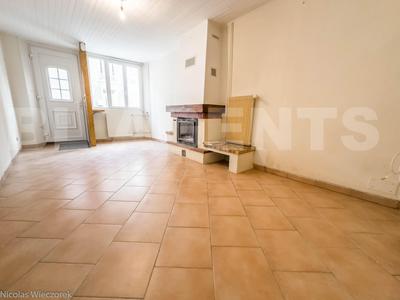 Maison de ville - 82 m² - 5 pièces