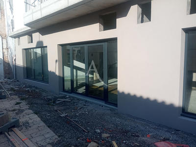 Local commercial - 74 m²