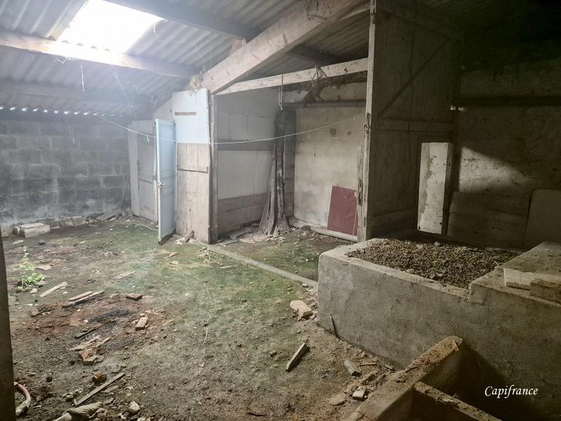 Maison - 240 m² - 9 pièces