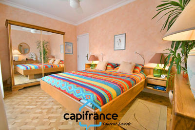 Maison - 297 m² - 6 pièces