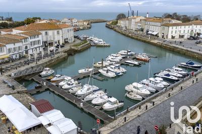 Maison - 348 m² - 12 pièces