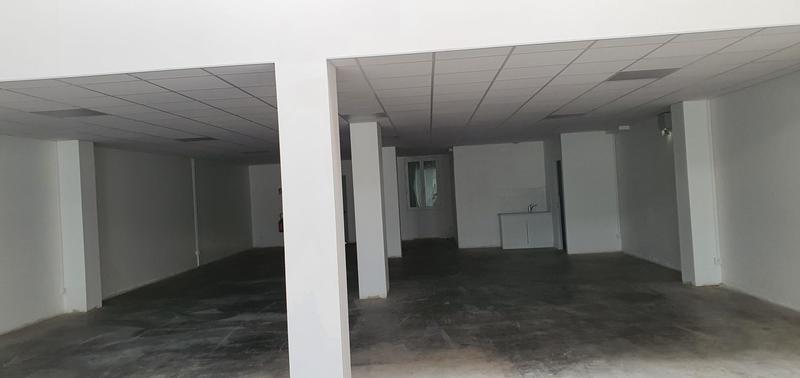 Local commercial - 68 m²