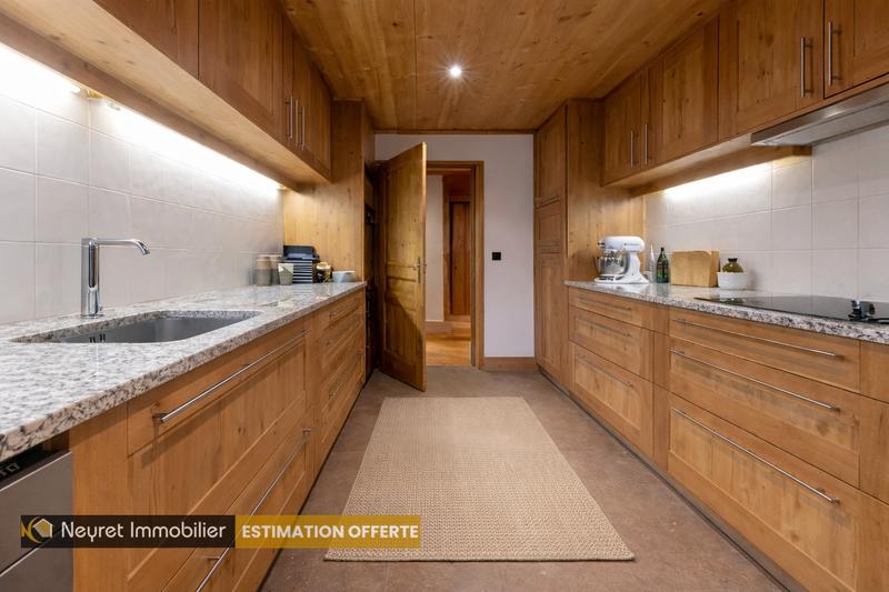 Appartement - 90 m² - 5 pièces