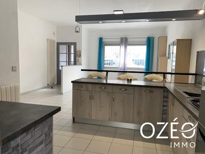 Maison traditionnelle - 105 m² - 4 pièces