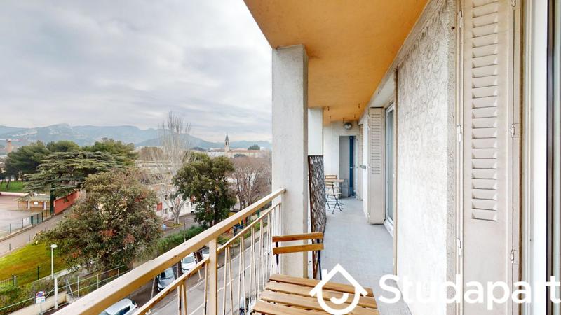 Chambre - 12 m² - 1 pièce