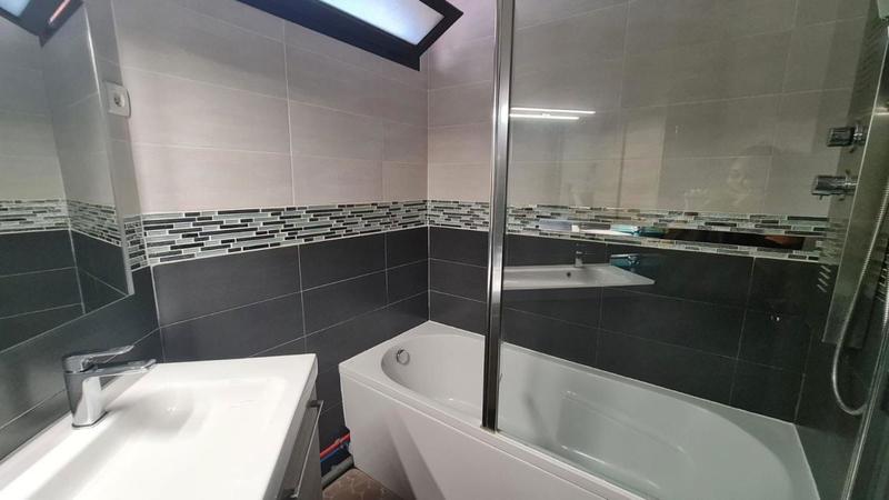 Appartement - 99 m² - 6 pièces