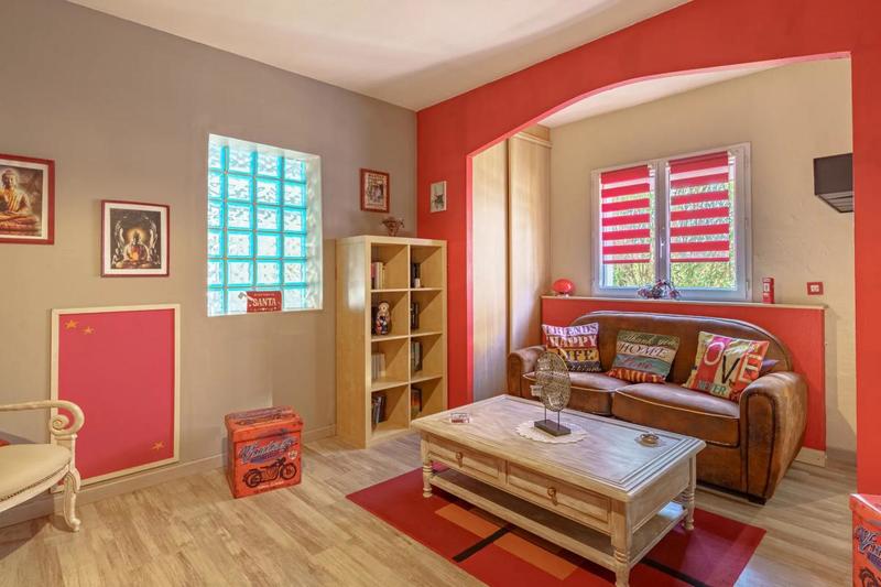 Maison - 207 m² - 9 pièces