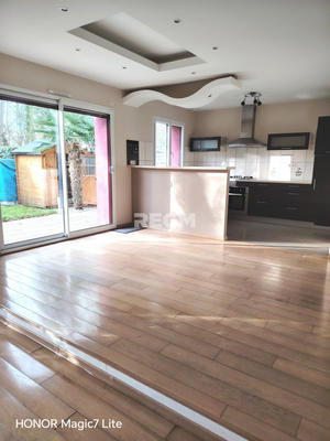 Maison - 116 m² - 6 pièces