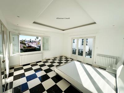 Maison contemporaine - 156 m² - 6 pièces