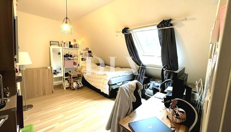 Maison traditionnelle - 110 m² - 5 pièces