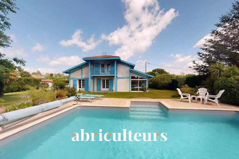 Maison - 160 m² - 5 pièces