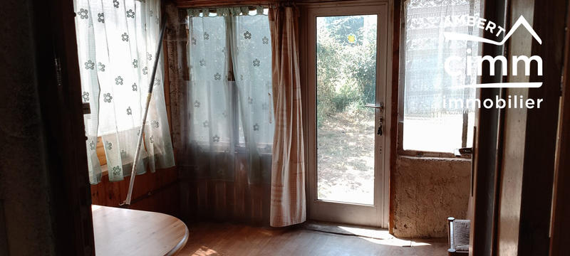 Maison - 72 m² - 8 pièces