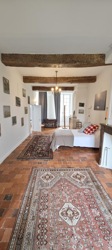 Propriété - 350 m² - 9 pièces