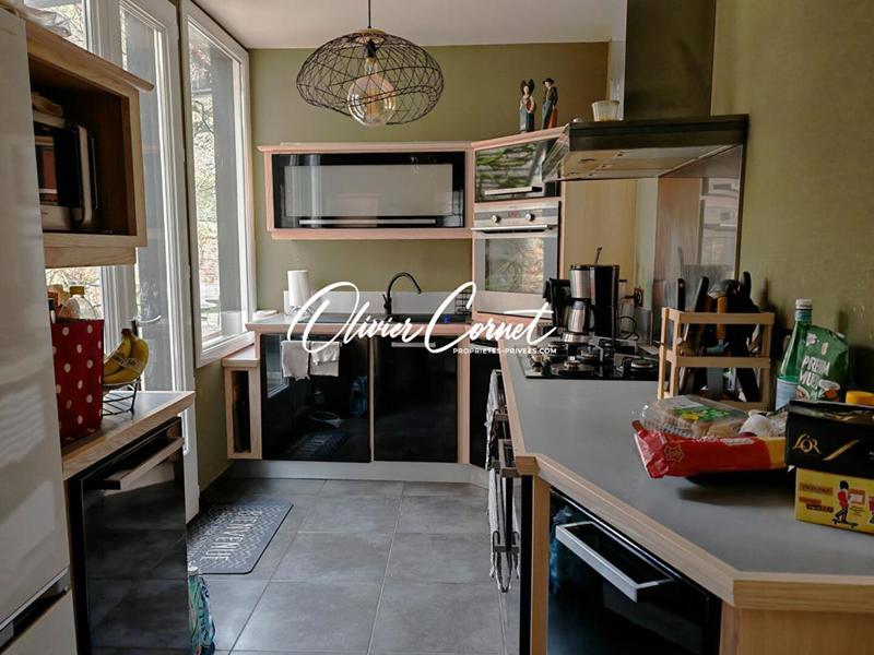 Maison - 209 m² - 6 pièces