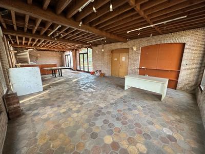 Local d'activités - 180 m²