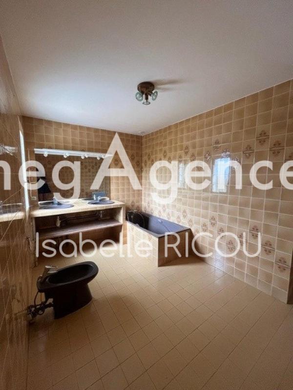 Maison traditionnelle - 130 m² - 6 pièces