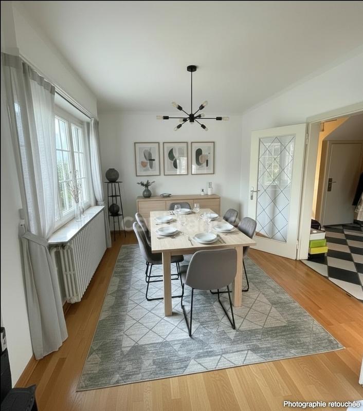 Maison - 180 m² - 6 pièces