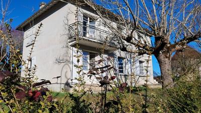 Maison - 158 m² - 7 pièces