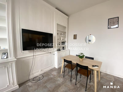 Chambre - 9 m² - 5 pièces
