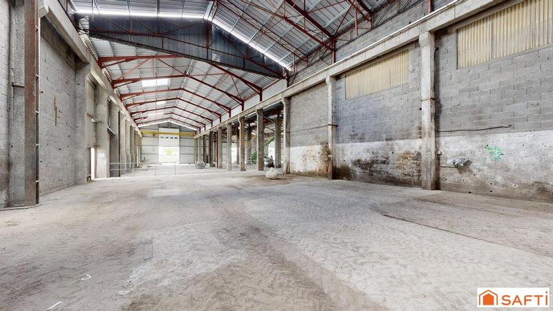 Bureau - 10 600 m² - 8 pièces