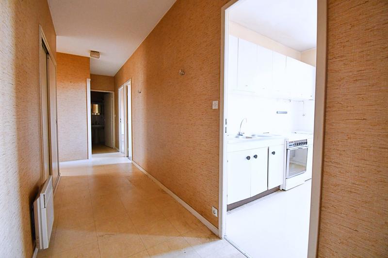 Appartement - 84 m² - 4 pièces