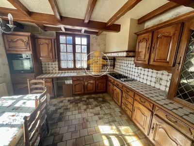 Maison - 180 m² - 5 pièces