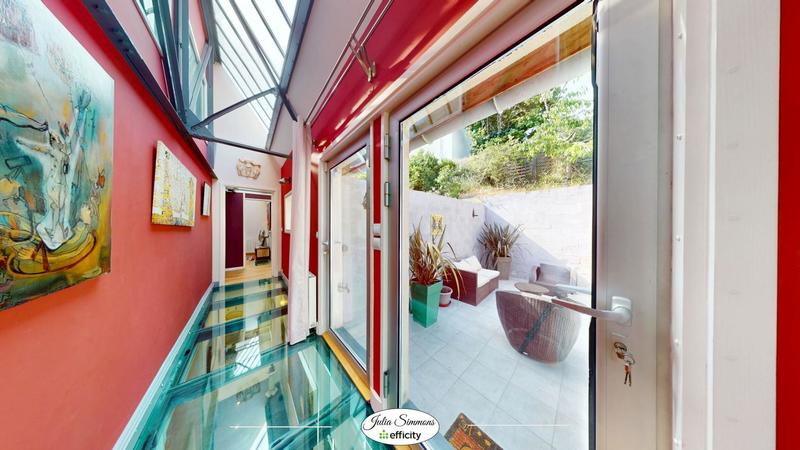 Loft - 122 m² - 5 pièces