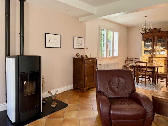 Maison - 157 m² - 7 pièces