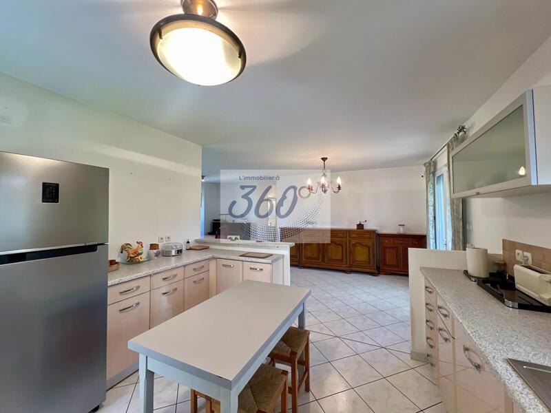 Maison - 110 m² - 5 pièces