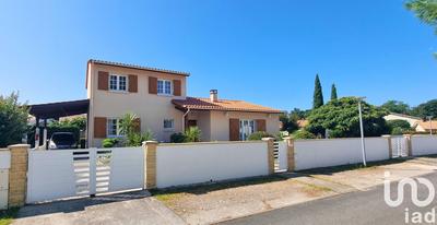 Maison - 140 m² - 6 pièces