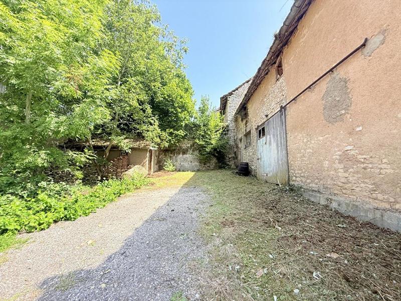 Maison - 400 m² - 8 pièces