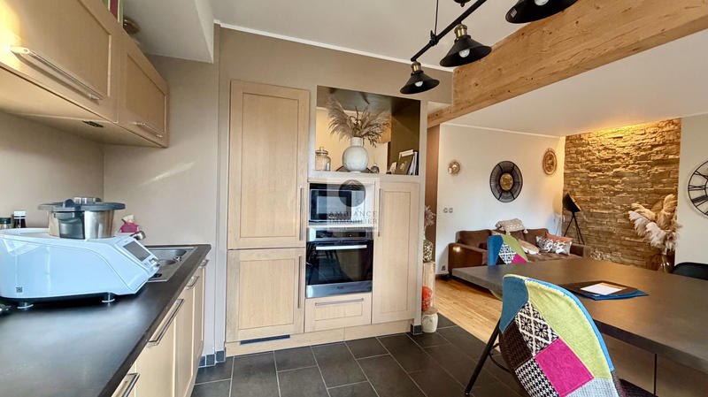 Appartement - 63 m² - 3 pièces