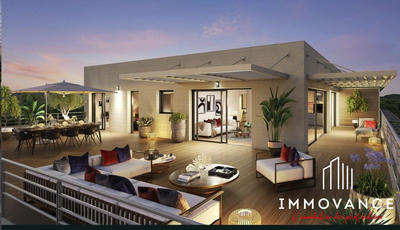 Appartement - 99 m² - 4 pièces