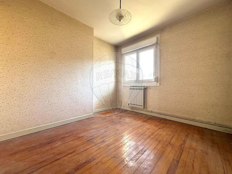 Appartement - 85 m² - 5 pièces