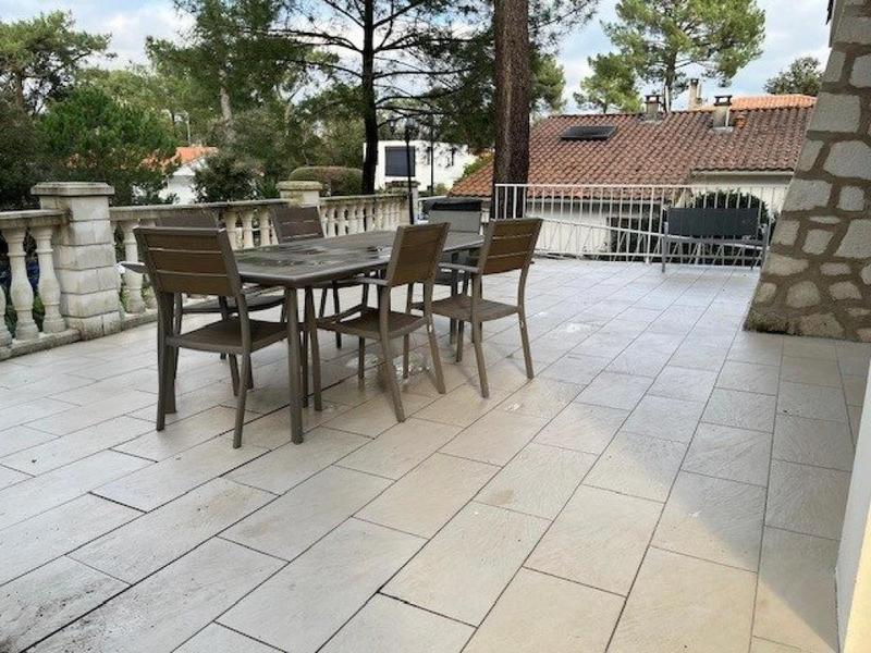 Maison - 178 m² - 10 pièces